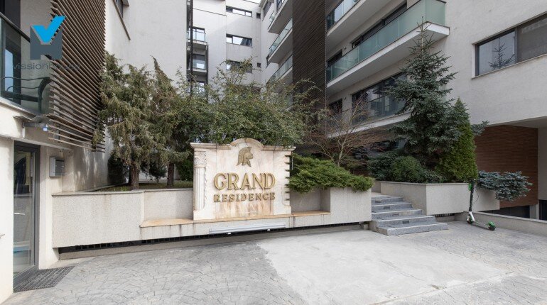 Herastrau, Gafencu Grand Residence 2010, Francez, 2 camere 70mp, Parcare